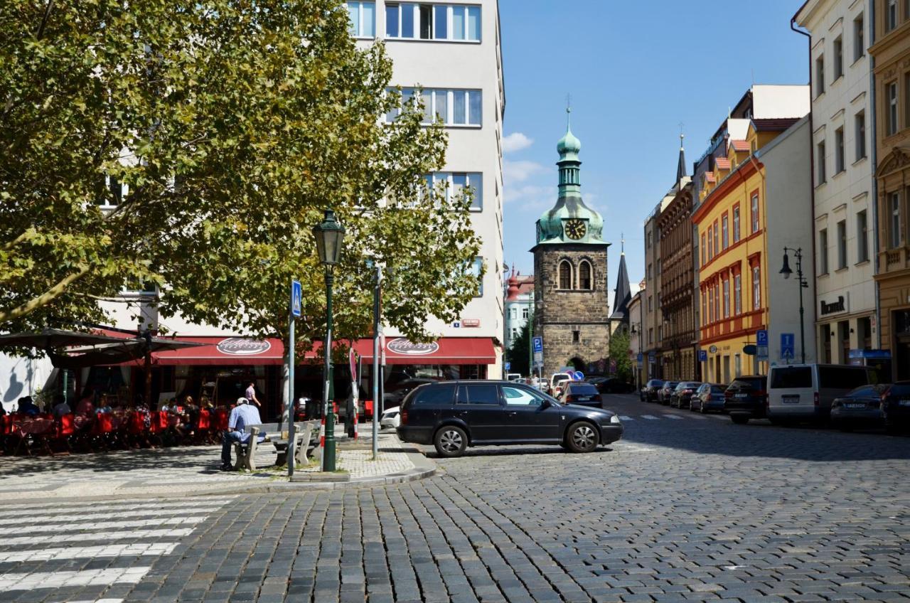 The Republic Garden Praga Exterior foto