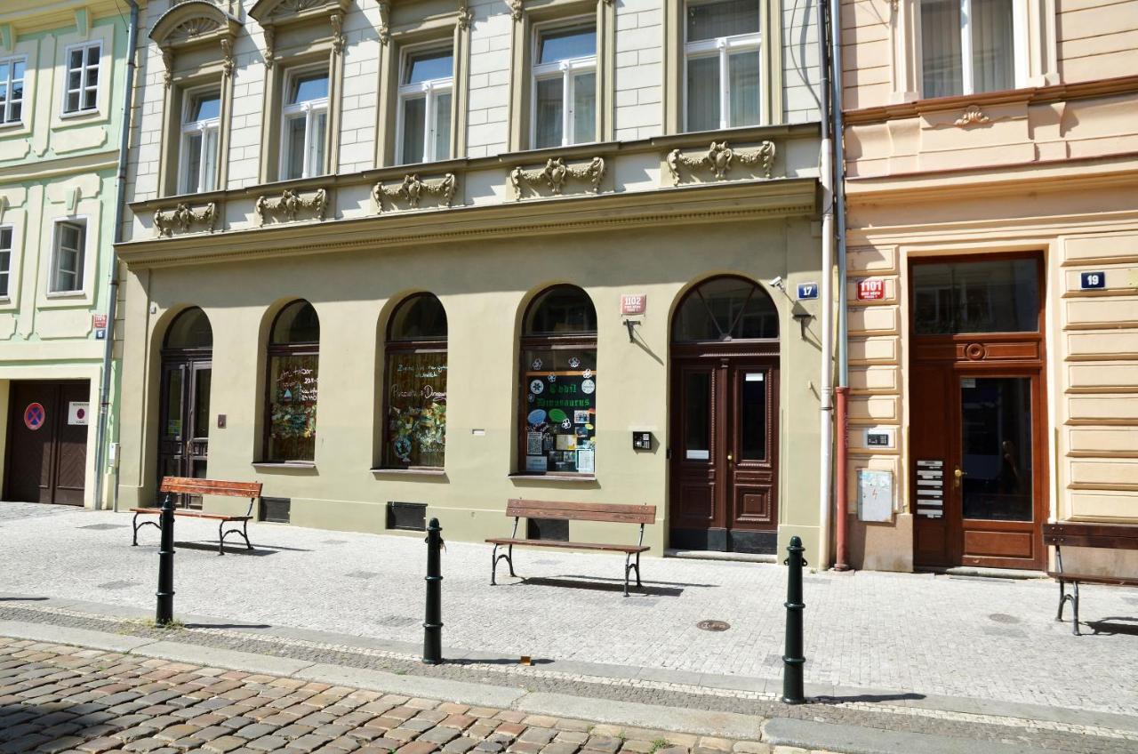 The Republic Garden Praga Exterior foto